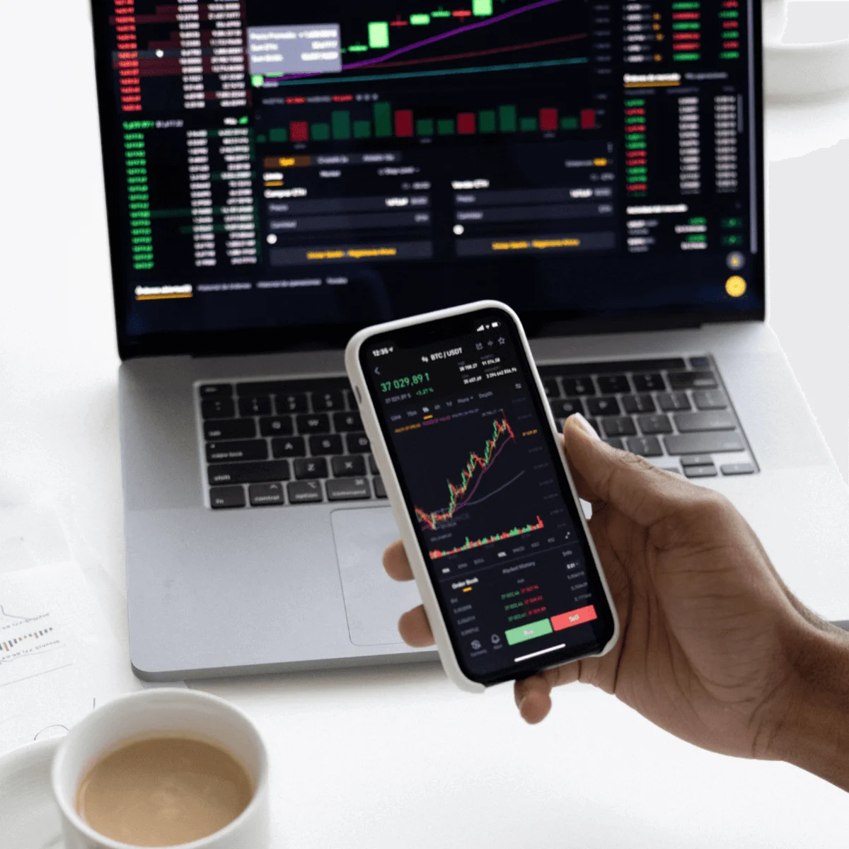 Trading on mobile and desktop